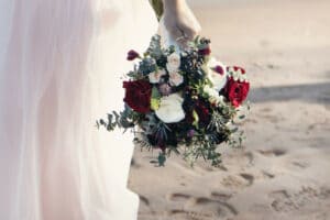 bride holding bouquet